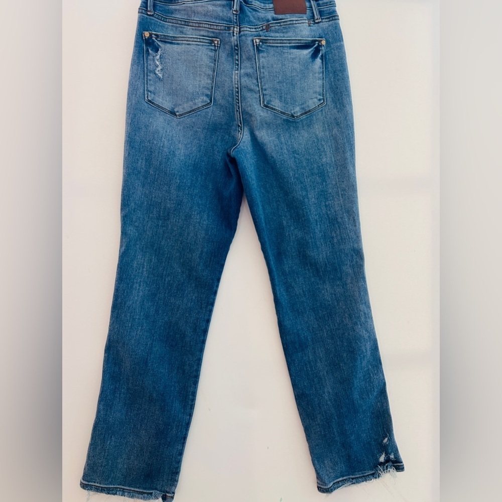 Judy Blue Dad Jean 11/30 High Rise Straight Leg Distressed Hidden Pocket - Picture 9 of 11